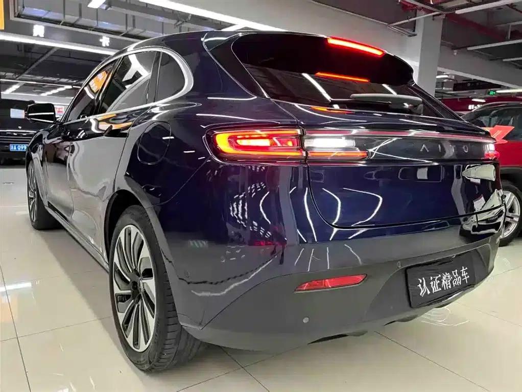 Wenjie M5 2022 Extended Range AWD Performance Edition — миниатюра 24