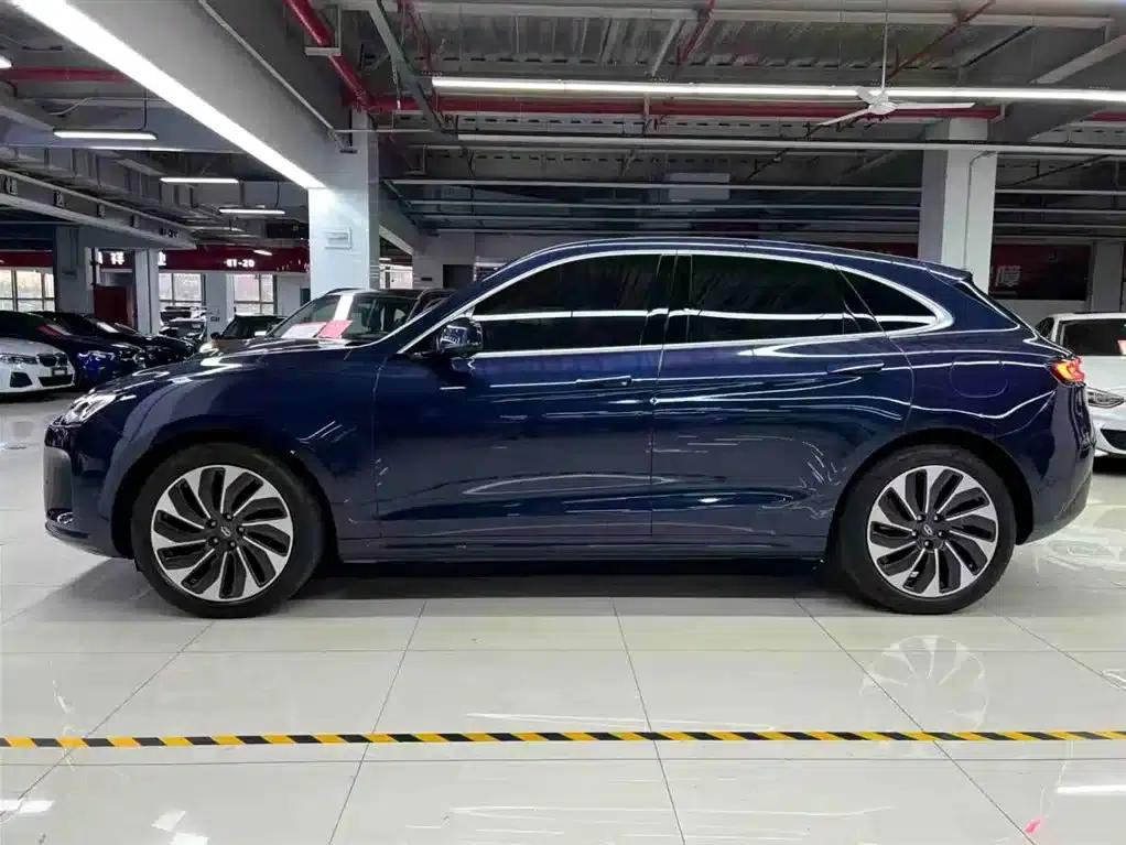 Wenjie M5 2022 Extended Range AWD Performance Edition — миниатюра 27