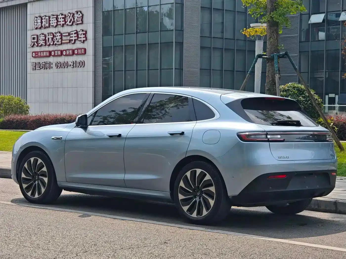 Wenjie M5 2023 Range Extended Rear-Wheel Drive Intelligent Driving Edition — миниатюра 7