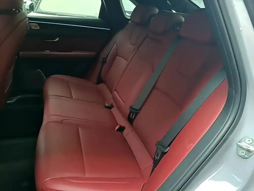 Wenjie M5 2025 Extended Range Ultra 4WD — миниатюра 17