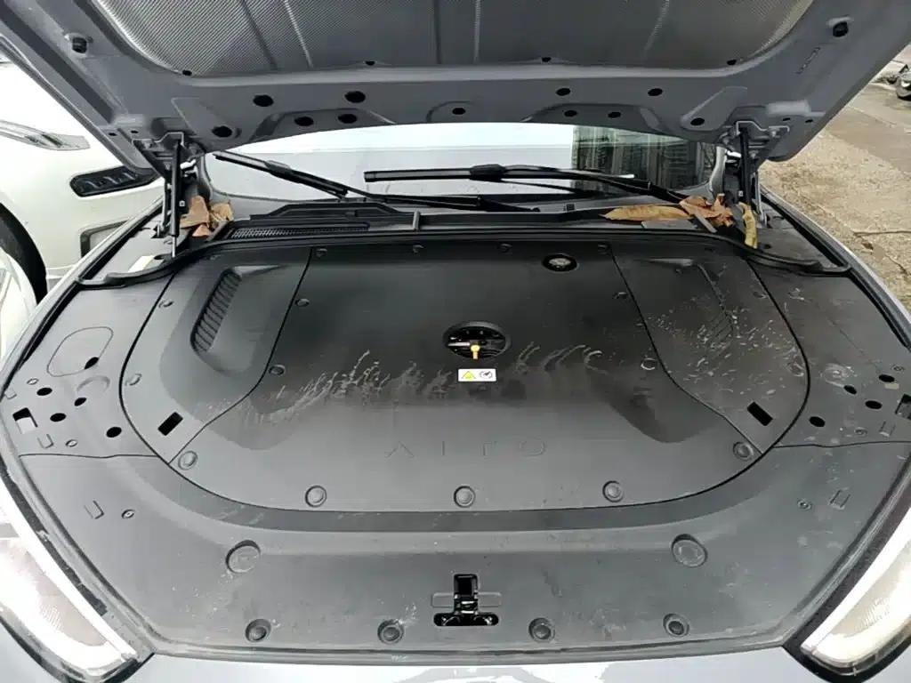 Wenjie M5 2025 Extended Range Ultra 4WD — миниатюра 20