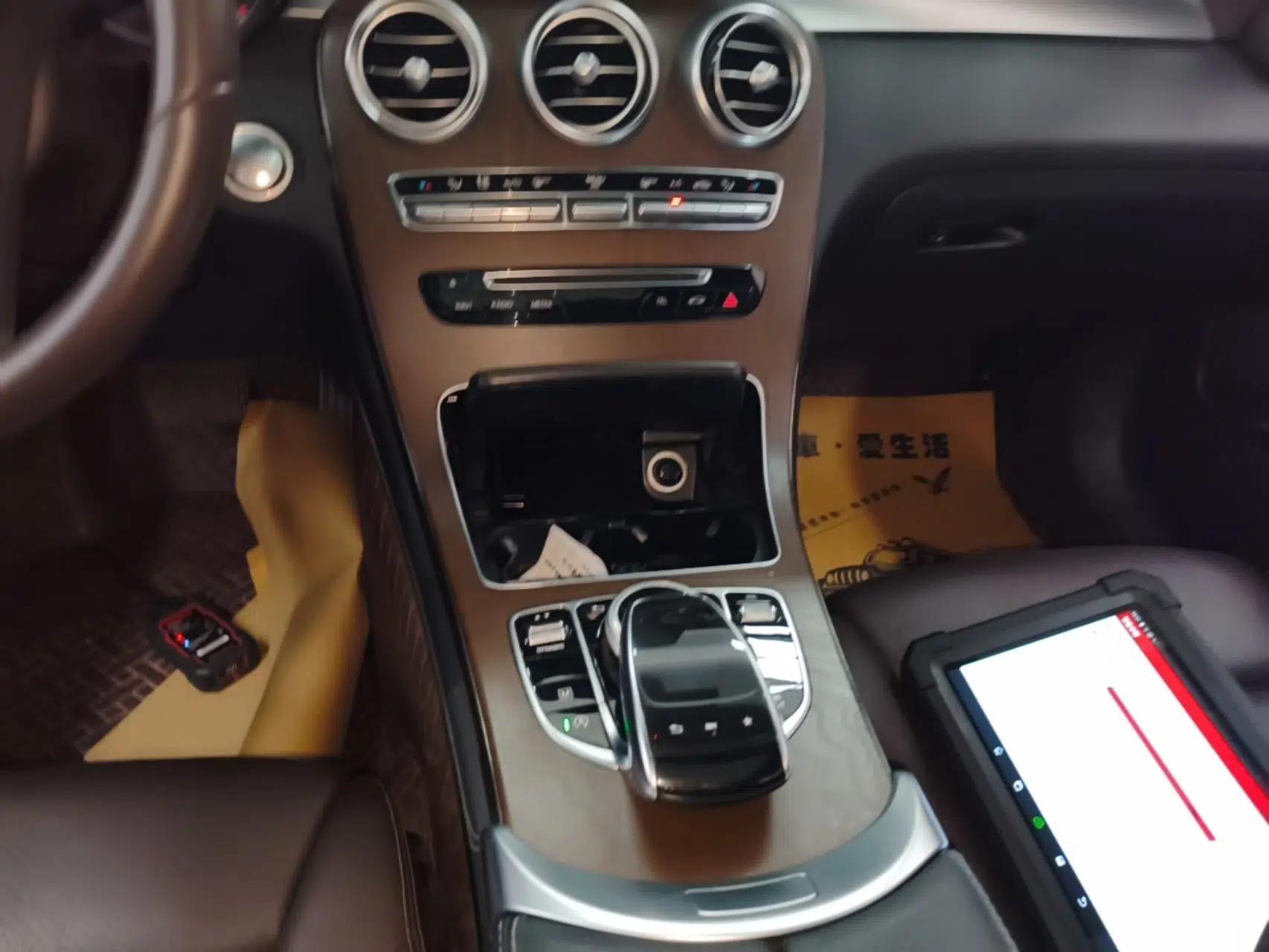 Mercedes-Benz GLC 2018 GLC 300 4MATIC Sport Edition — миниатюра 16