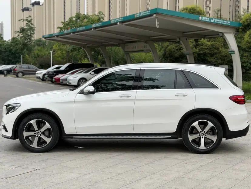 Mercedes-Benz GLC 2019 Facelift GLC 260 L 4MATIC Luxury Model — миниатюра 5