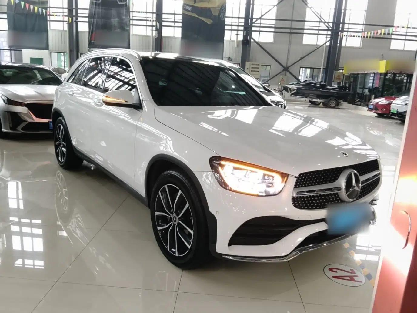Mercedes-Benz GLC 2021 GLC 260 L 4MATIC Luxury Model — миниатюра 3