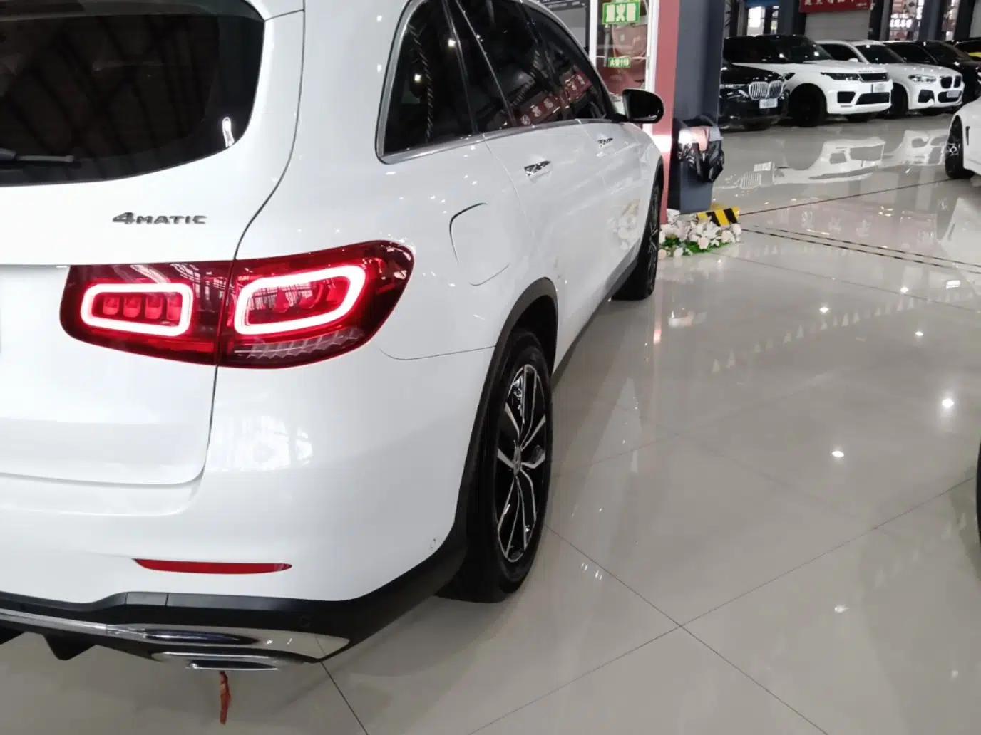 Mercedes-Benz GLC 2021 GLC 260 L 4MATIC Luxury Model — миниатюра 9
