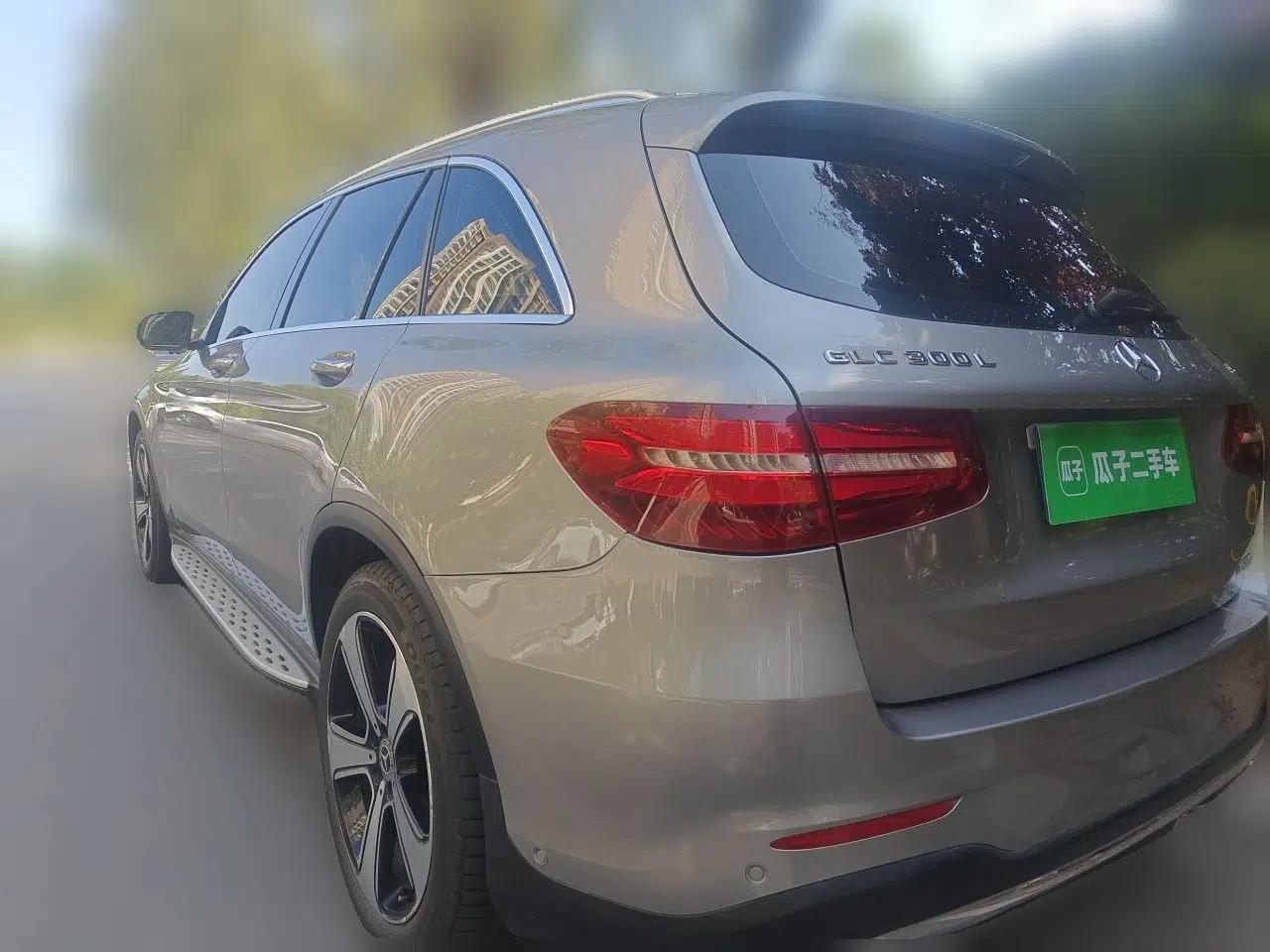 Mercedes-Benz GLC 2019 GLC 300 L 4MATIC Dynamic Model — миниатюра 4