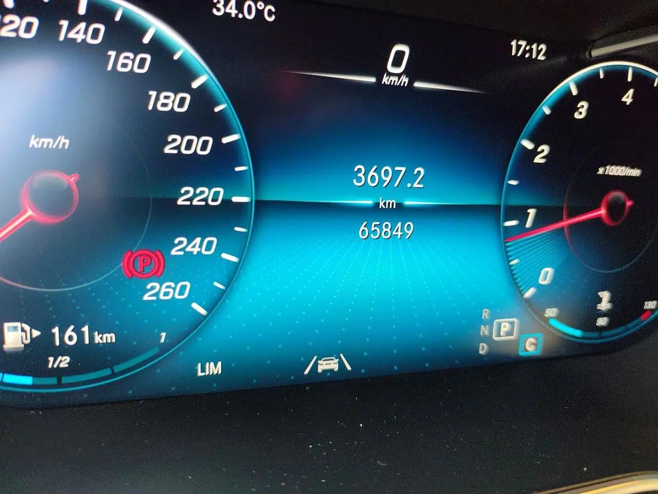 Mercedes-Benz GLC 2021 GLC 300 L 4MATIC Dynamic Model — миниатюра 12