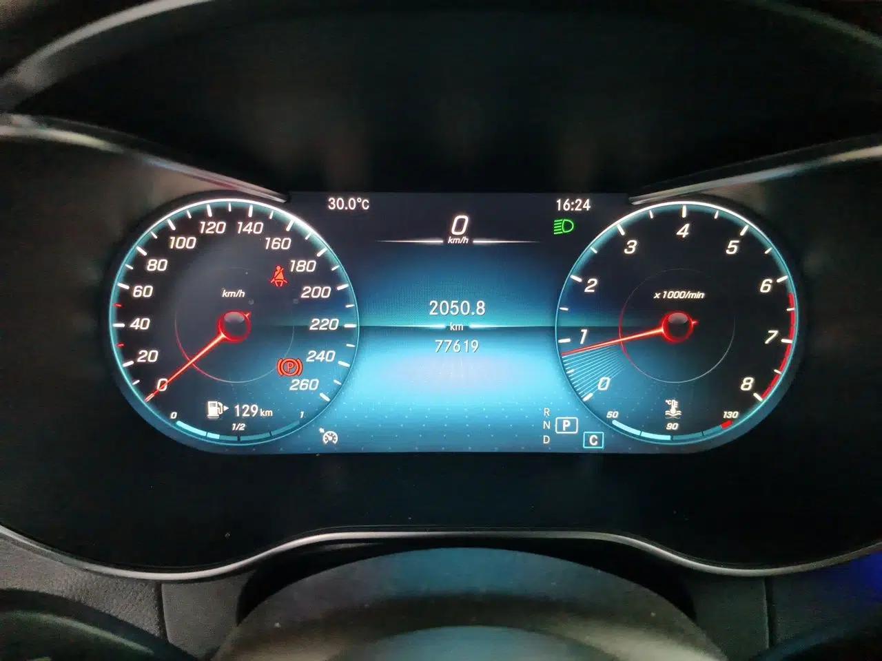 Mercedes-Benz GLC 2021 GLC 260 L 4MATIC Luxury Model — миниатюра 11
