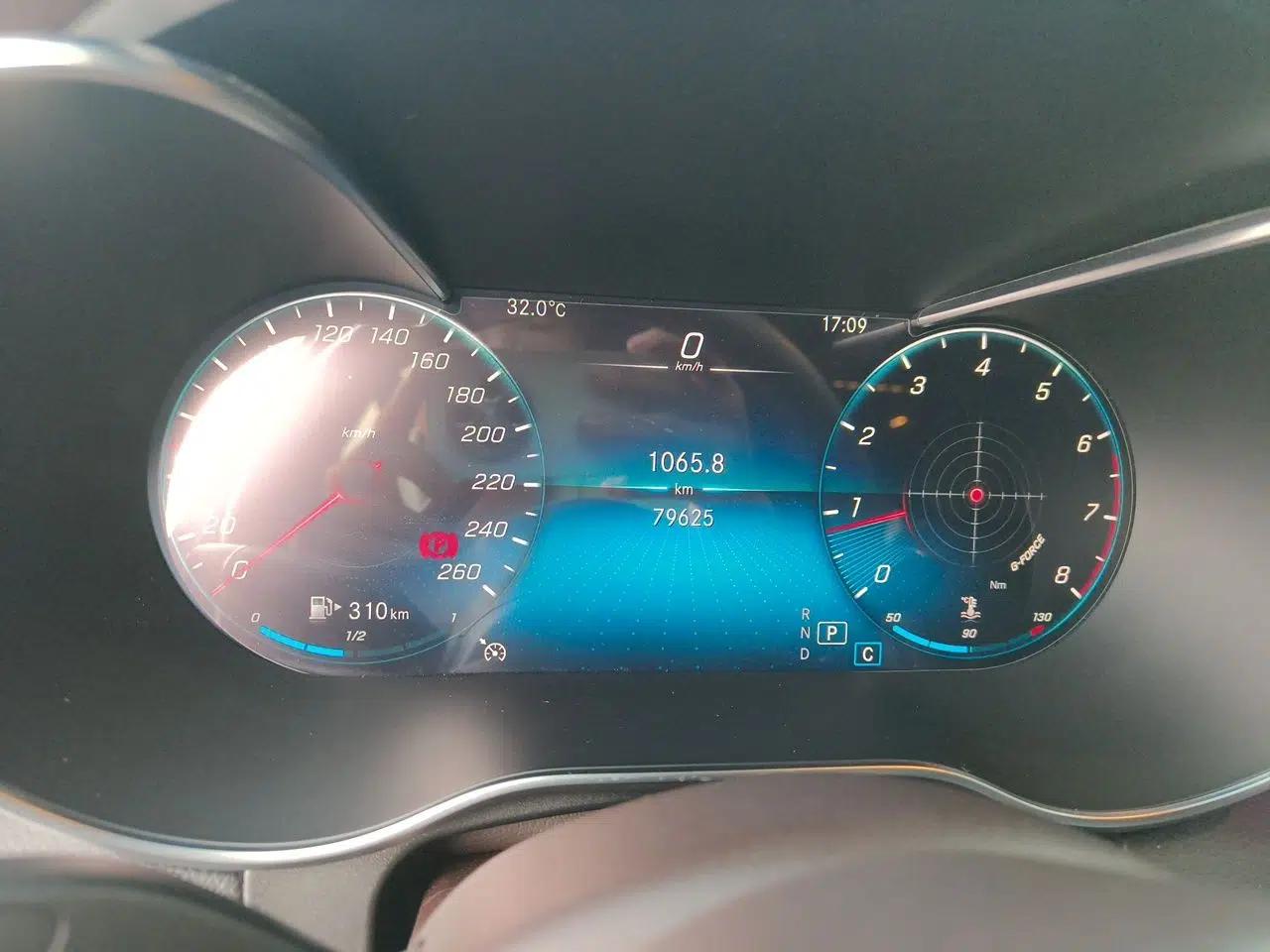 Mercedes-Benz GLC 2021 GLC 260 L 4MATIC Luxury Model — миниатюра 11