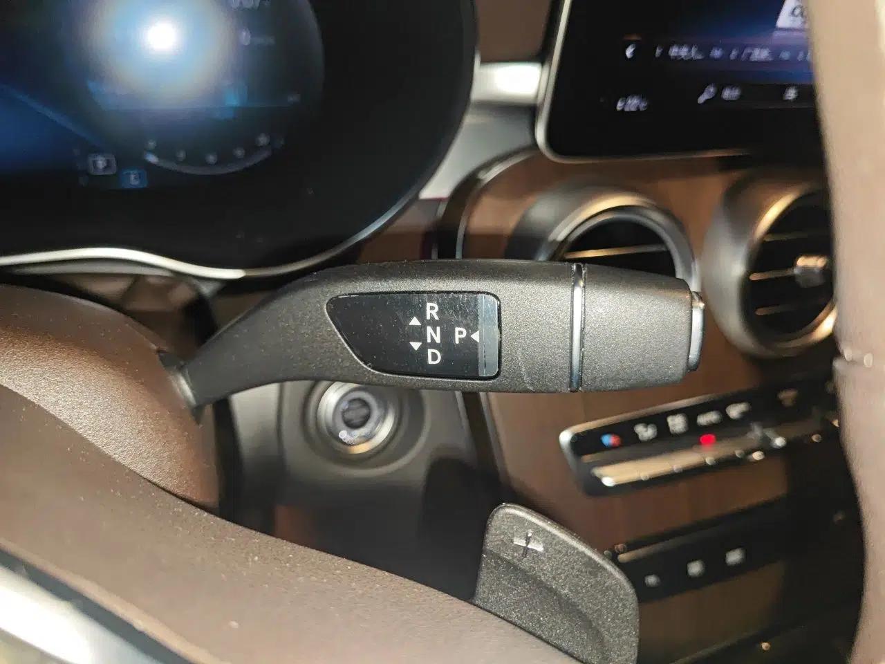 Mercedes-Benz GLC 2021 GLC 300 L 4MATIC Luxury Model — миниатюра 14