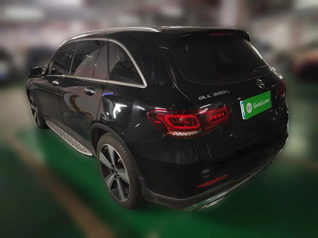 Mercedes-Benz GLC 2021 GLC 300 L 4MATIC Luxury Model — миниатюра 4