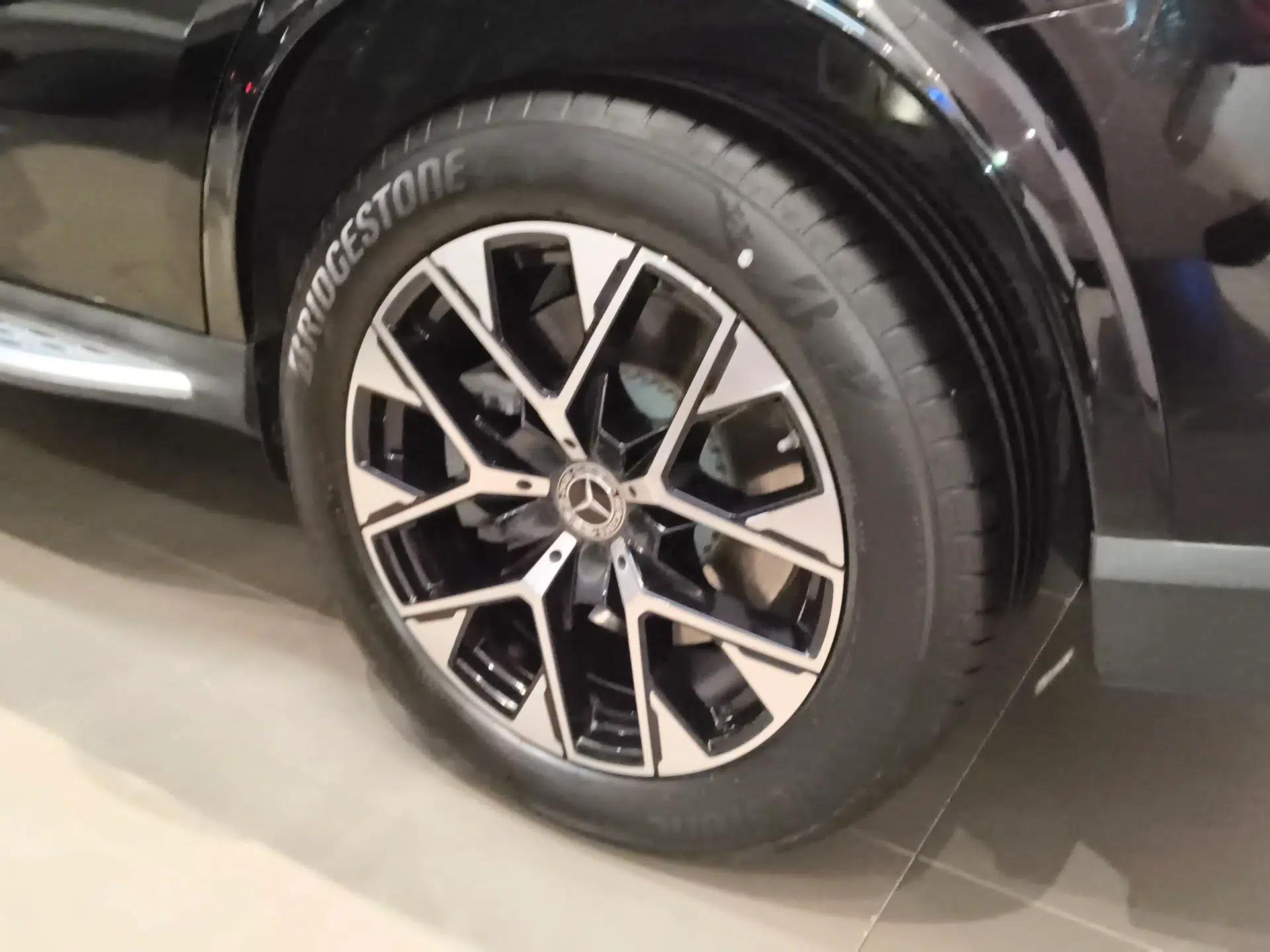 Mercedes-Benz GLC New Energy 2025 350 e L 4MATIC Collector's Edition — миниатюра 11