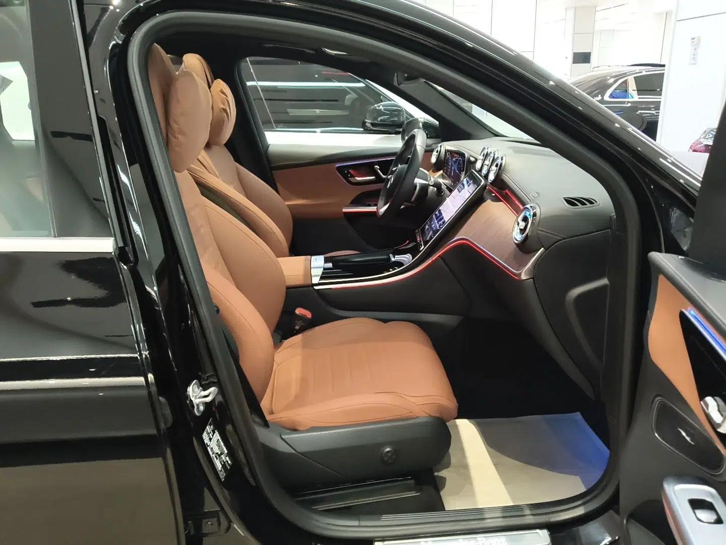 Mercedes-Benz GLC New Energy 2025 350 e L 4MATIC Collector's Edition — миниатюра 24