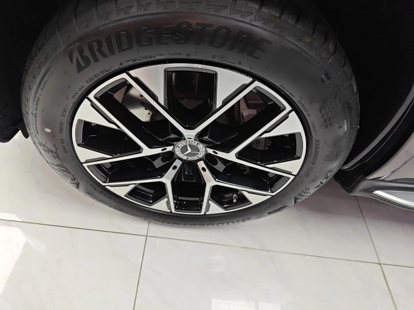 Mercedes-Benz GLC New Energy 2025 350 e L 4MATIC Collector's Edition — миниатюра 10
