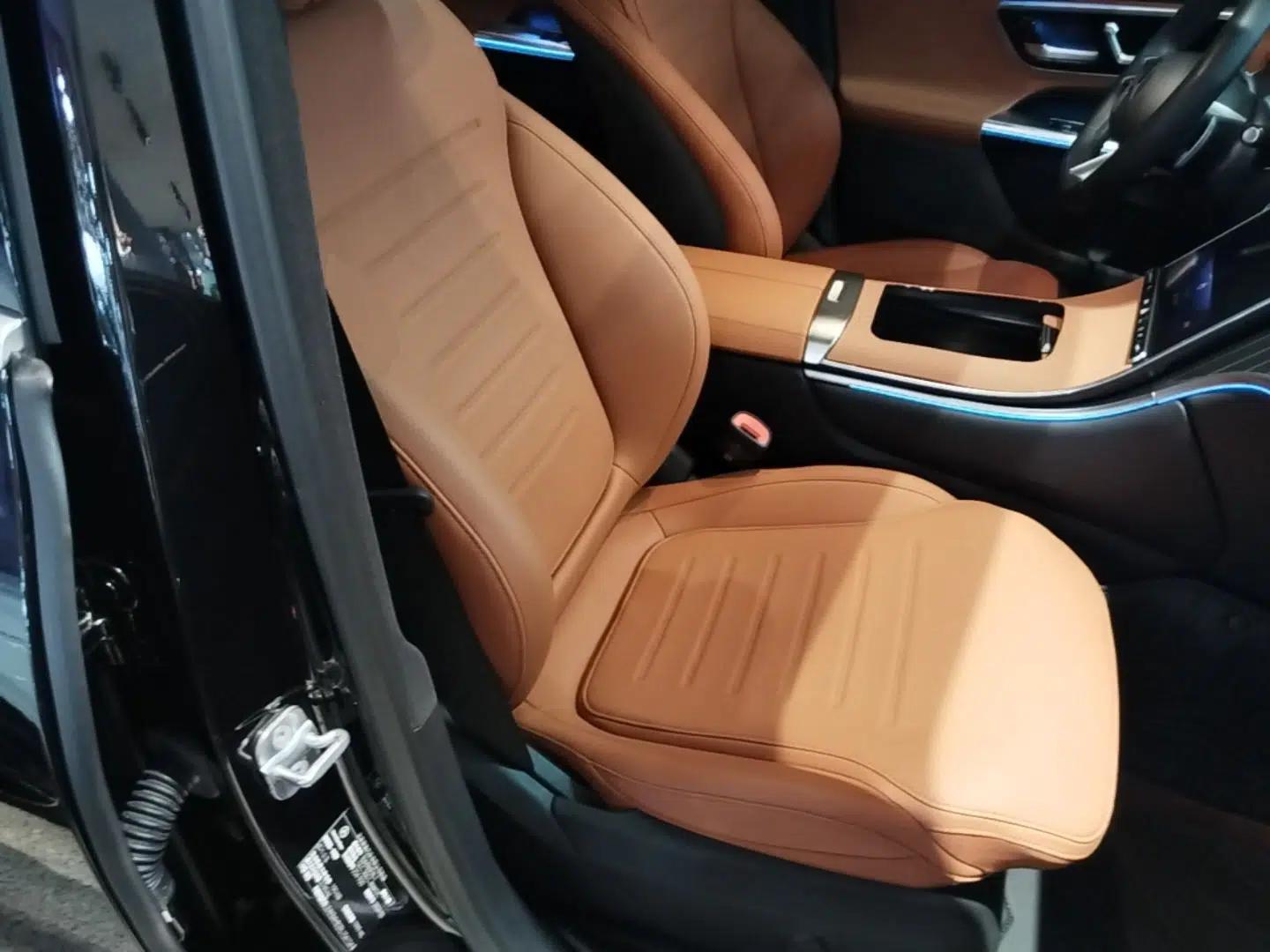 Mercedes-Benz GLC 2023 Refreshed GLC 300 L 4MATIC Luxury Version 7 Seats — миниатюра 19