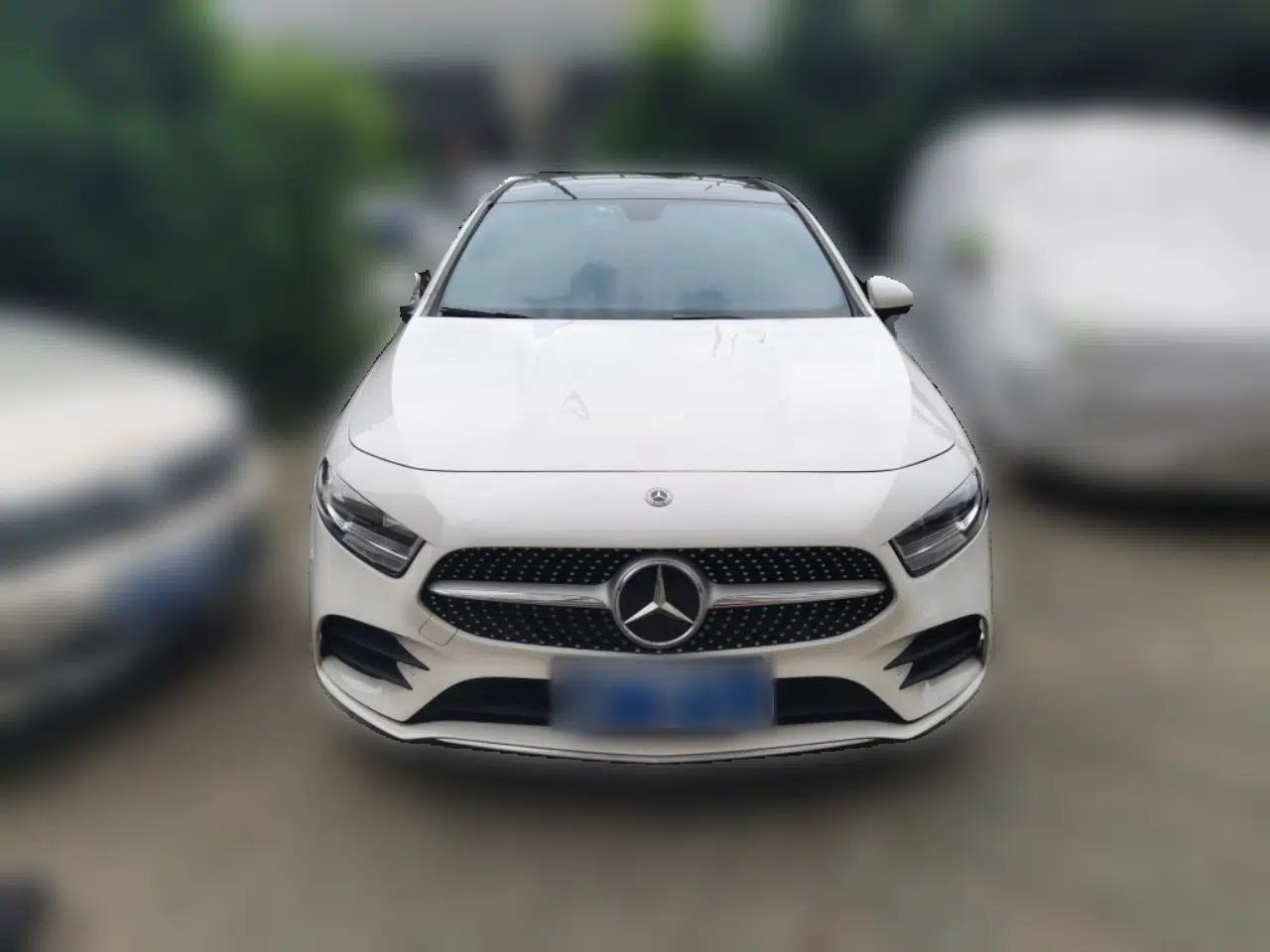 Mercedes-Benz A-Class 2019 Restyled A 180 L Sport Sedan — миниатюра 2