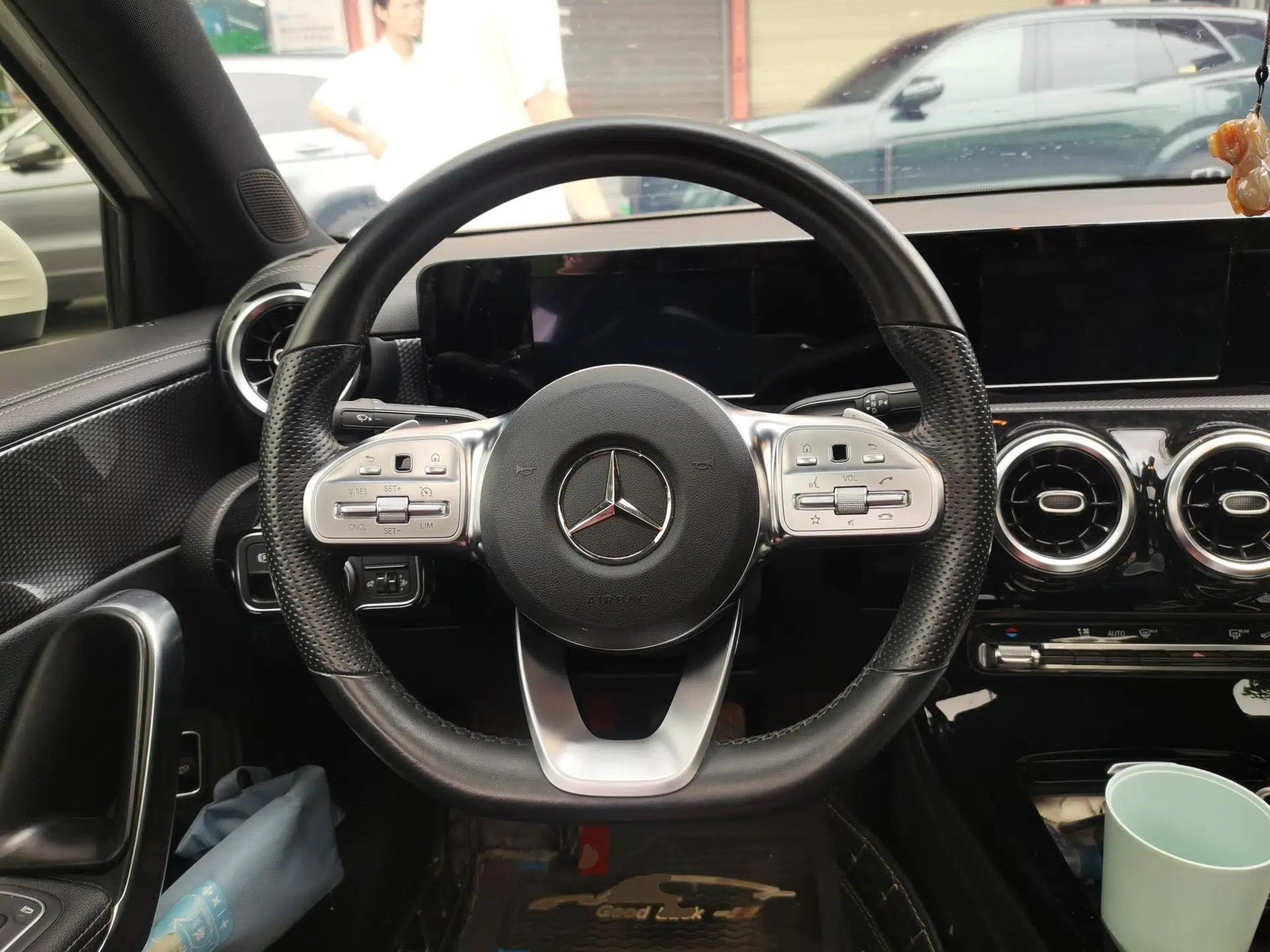 Mercedes-Benz A-Class 2019 Restyled A 180 L Sport Sedan — миниатюра 10