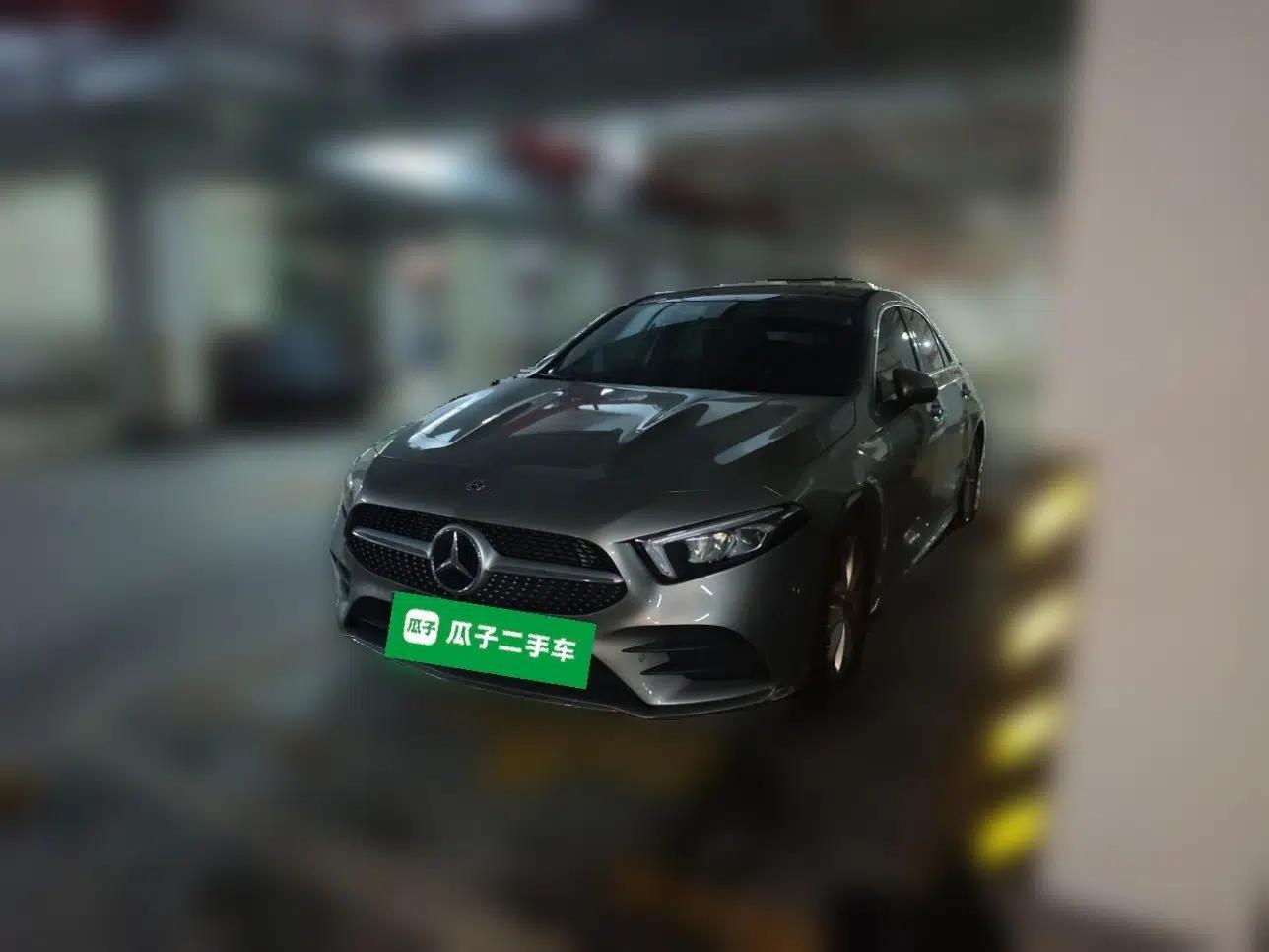 Mercedes-Benz A-Class 2020 Restyled A 200 L Sport Sedan Fashion Version — миниатюра 1