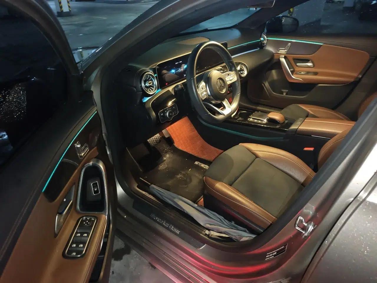 Mercedes-Benz A-Class 2020 Restyled A 200 L Sport Sedan Fashion Version — миниатюра 16
