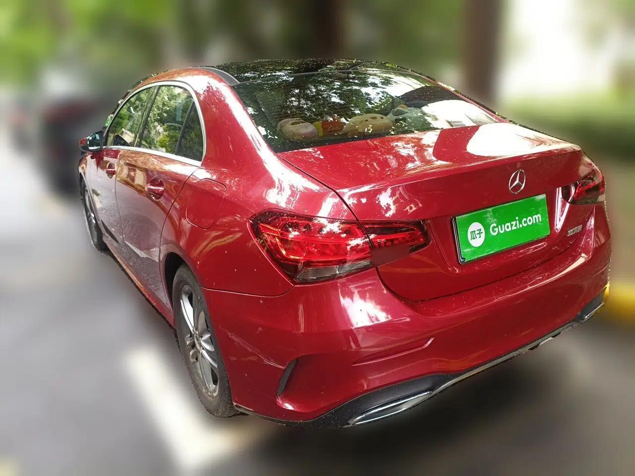 Mercedes-Benz A-Class 2021 Restyled A 180 L Sport Sedan — миниатюра 4