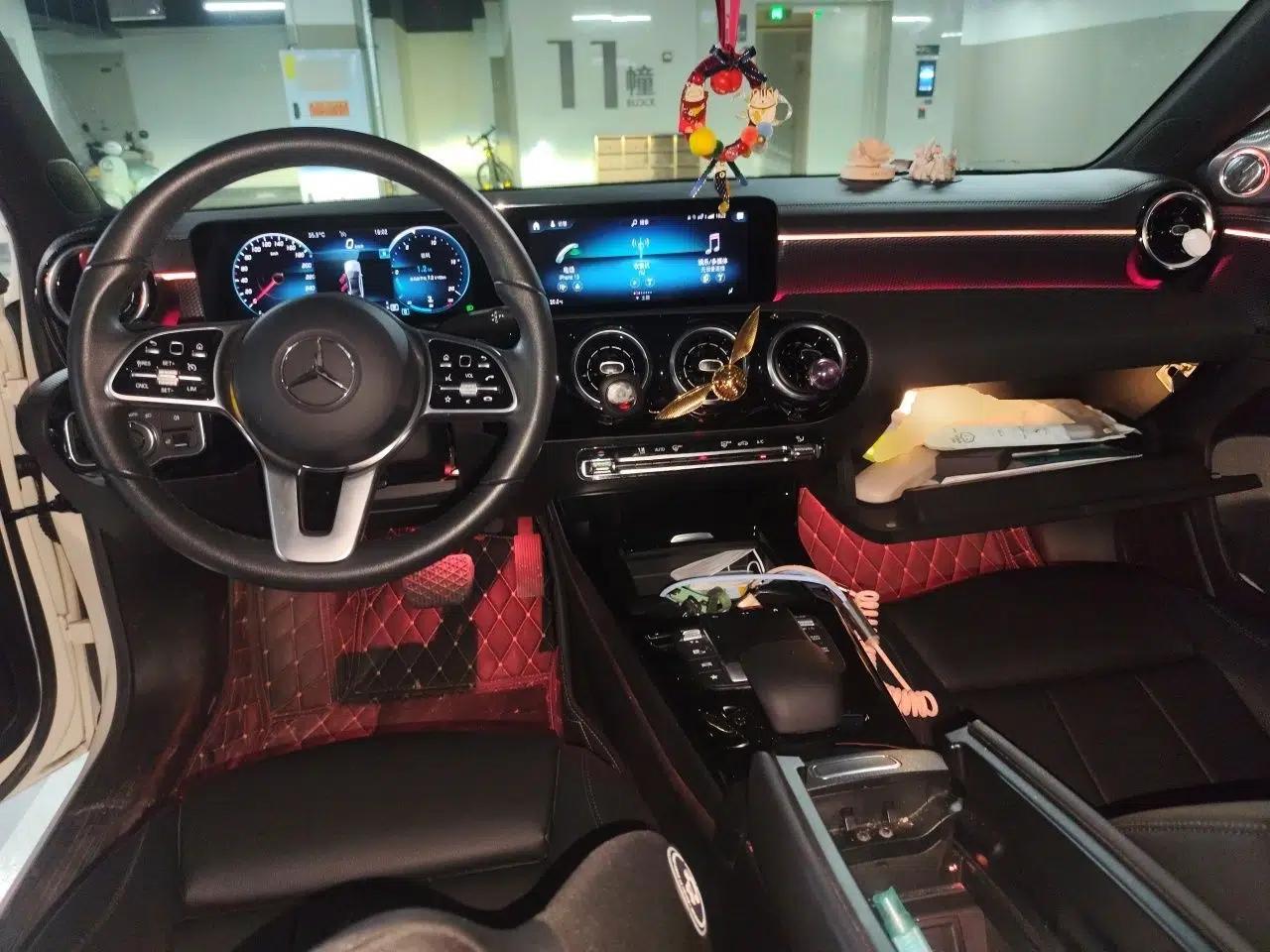 Mercedes-Benz A-Class 2021 A 200 L Sport Sedan Dynamic Model — миниатюра 9
