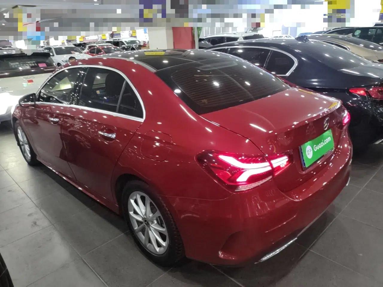 Mercedes-Benz A-Class 2022 Restyled A 200 L Sport Sedan Dynamic Version — миниатюра 4
