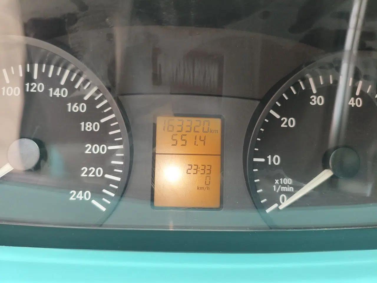 Mercedes-Benz Vito Mercedes-Benz V-Class — миниатюра 12