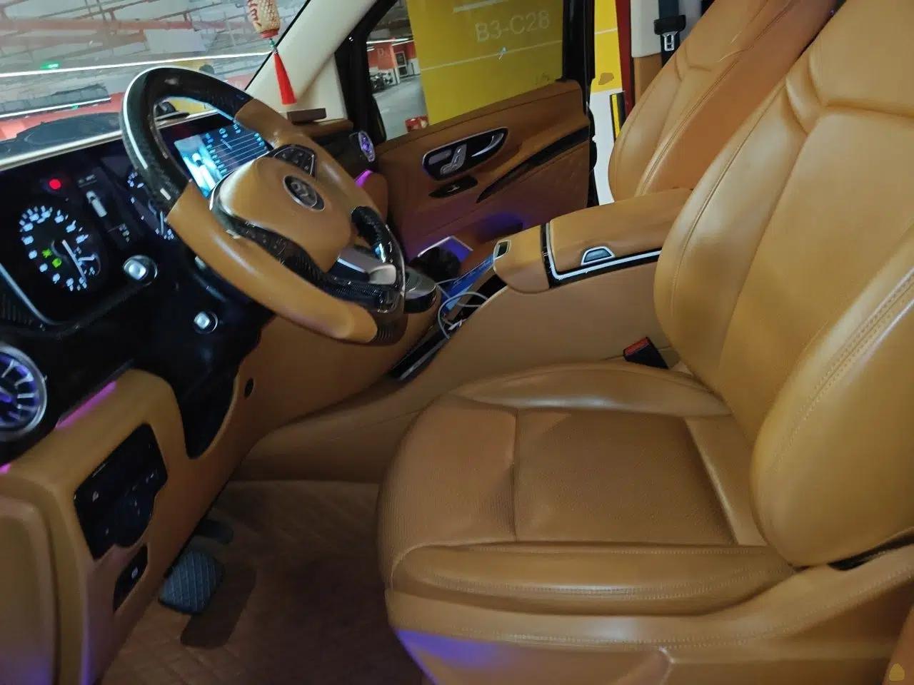 Mercedes-Benz Vito 2021 2.0T Business Version 7 Seats — миниатюра 15