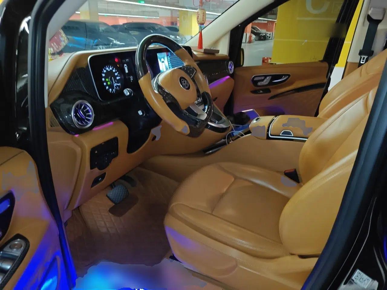 Mercedes-Benz Vito 2021 2.0T Business Version 7 Seats — миниатюра 16
