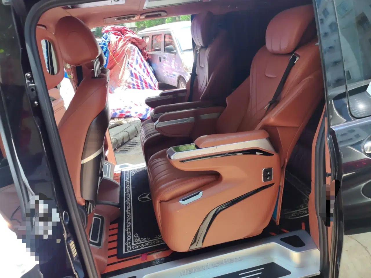 Mercedes-Benz Vito 2021 2.0T Business Version 7 Seats — миниатюра 15