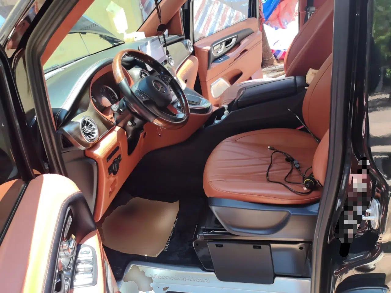 Mercedes-Benz Vito 2021 2.0T Business Version 7 Seats — миниатюра 16