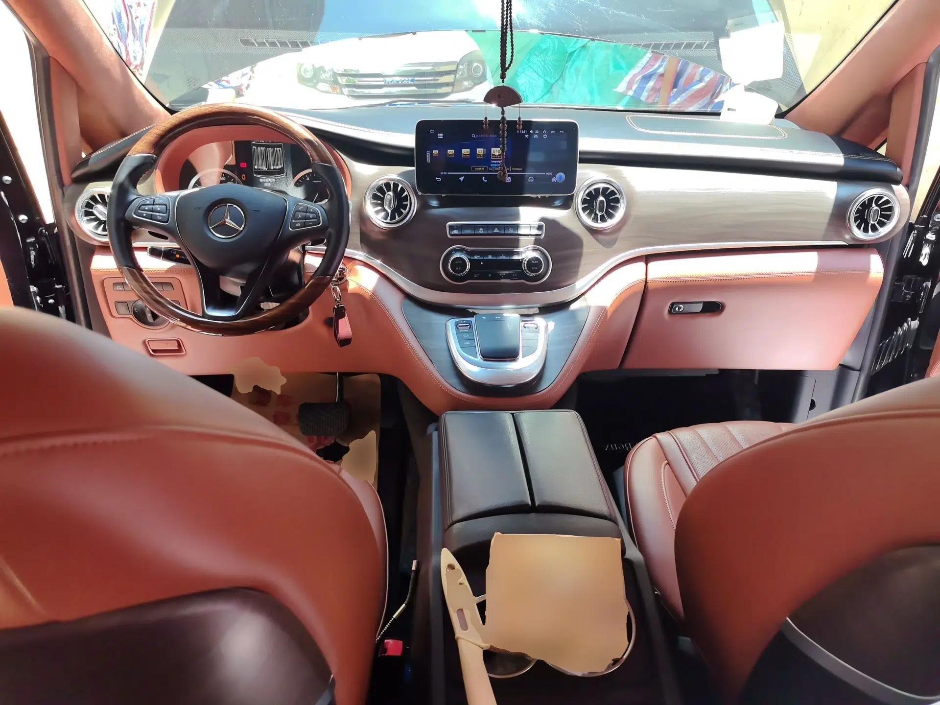 Mercedes-Benz Vito 2021 2.0T Business Version 7 Seats — миниатюра 9