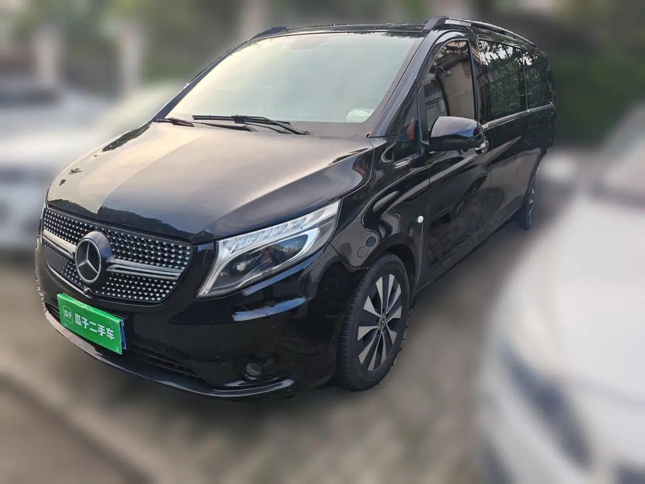 Mercedes-Benz Vito 2020 2.0T Elite Version 7 Seats — миниатюра 1