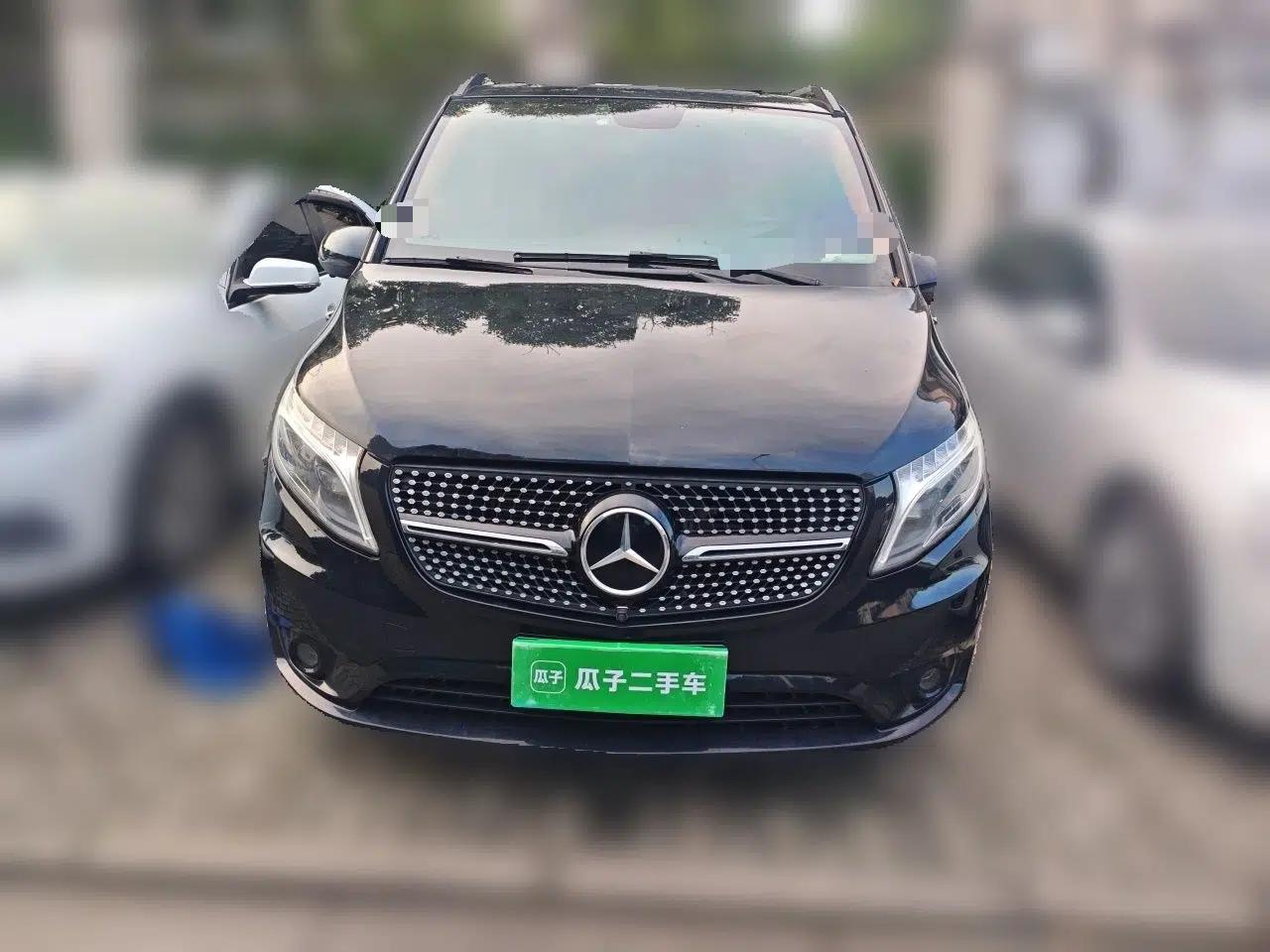Mercedes-Benz Vito 2020 2.0T Elite Version 7 Seats — миниатюра 2