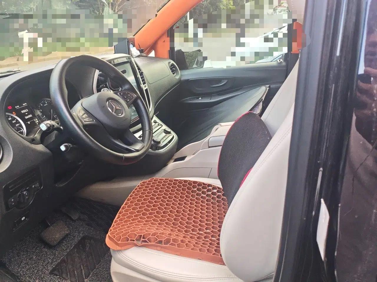 Mercedes-Benz Vito 2020 2.0T Elite Version 7 Seats — миниатюра 15