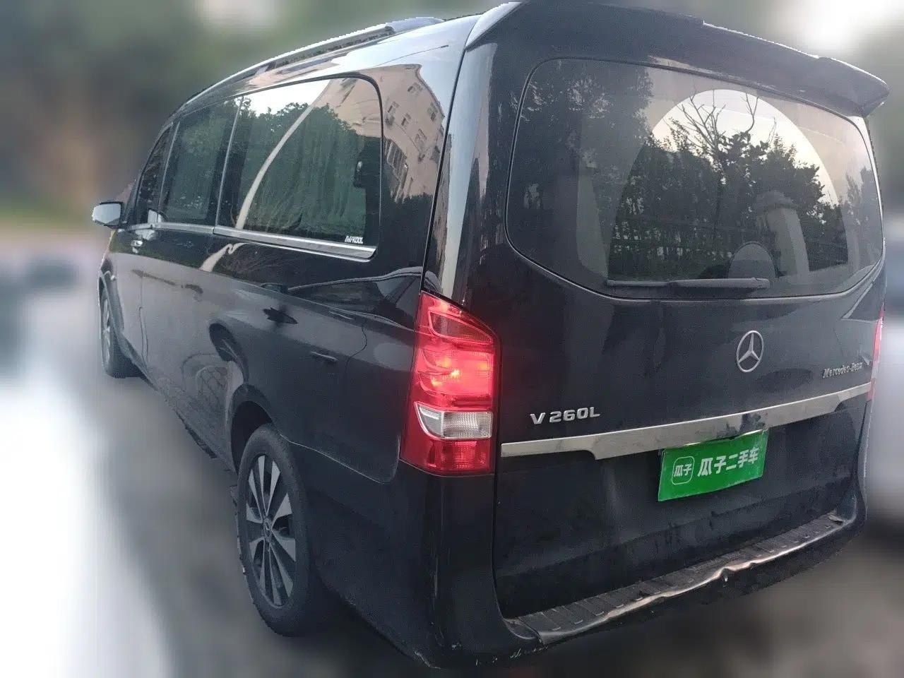 Mercedes-Benz Vito 2020 2.0T Elite Version 7 Seats — миниатюра 4