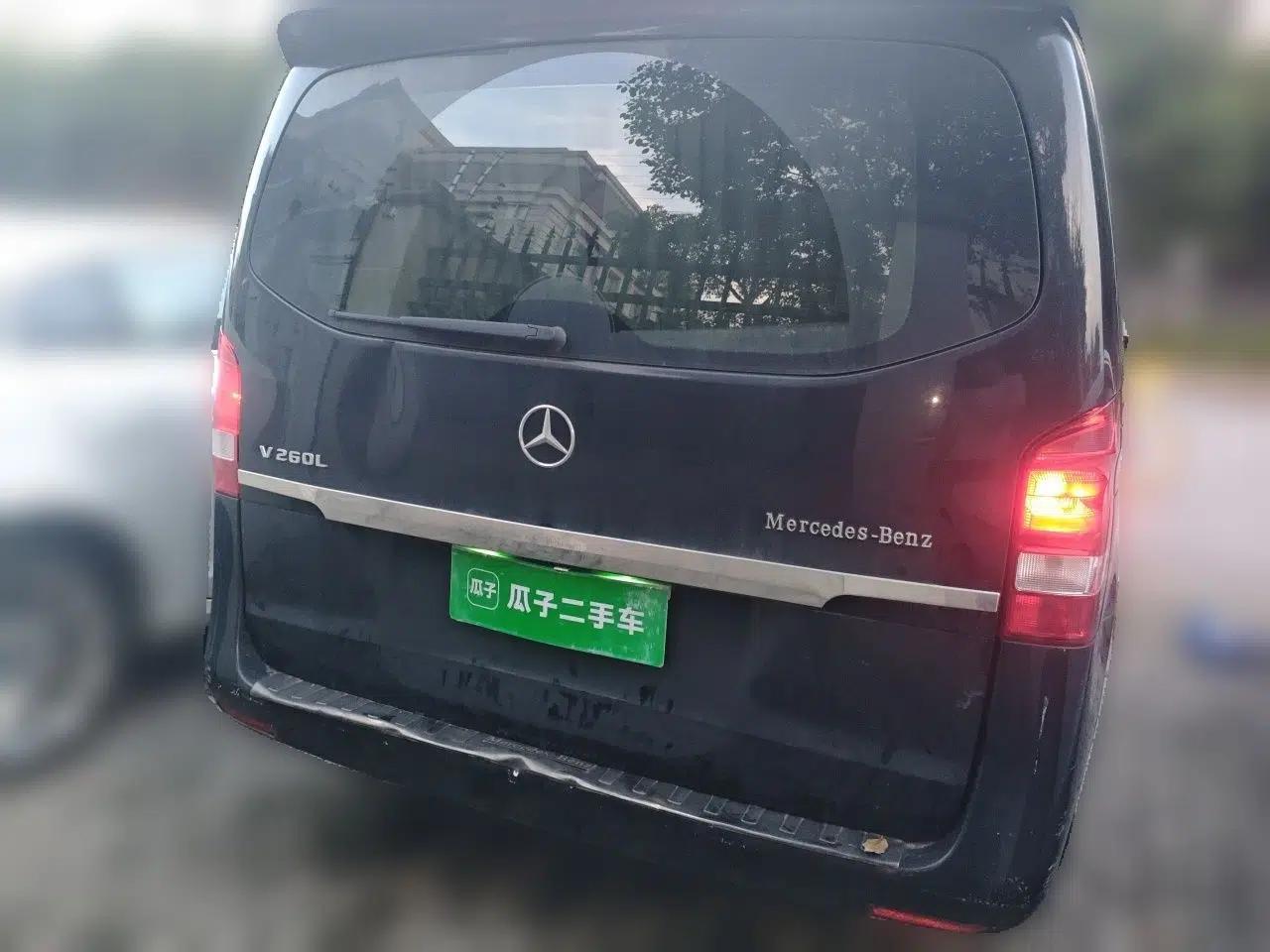Mercedes-Benz Vito 2020 2.0T Elite Version 7 Seats — миниатюра 5