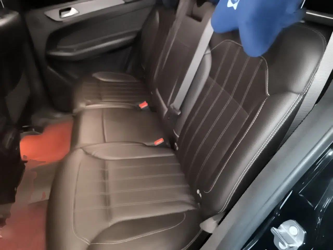 Mercedes-Benz GLE 2018 GLE 400 4MATIC Exclusive Edition — миниатюра 17