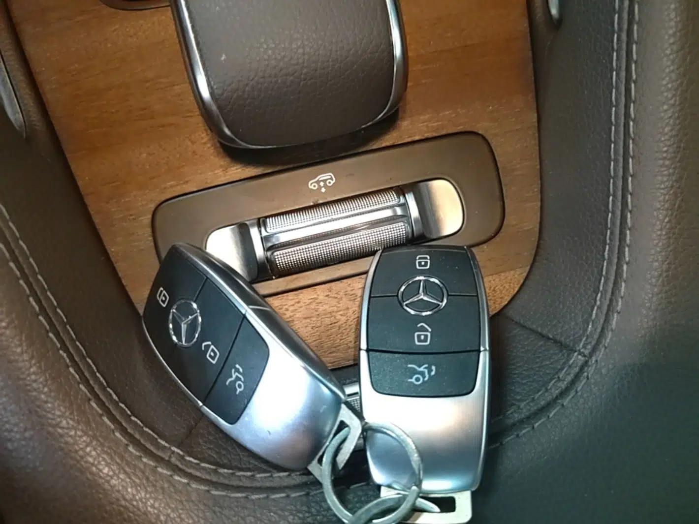 Mercedes-Benz GLE New Energy 2021 GLE 350 e 4MATIC Premium Edition — миниатюра 28