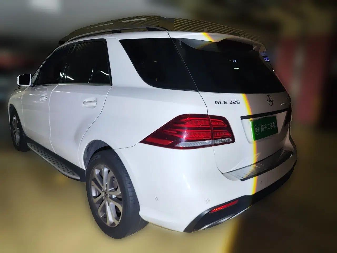 Mercedes-Benz GLE 2017 GLE 320 4MATIC Dynamic Model — миниатюра 4