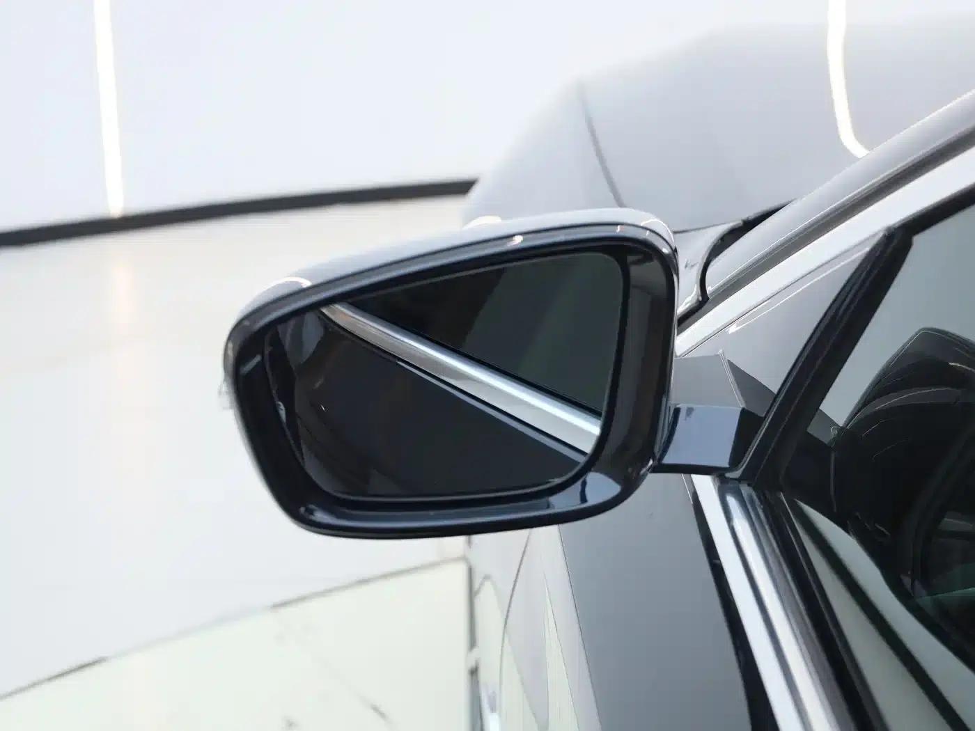 2022 BMW 5 Series Facelift 525Li Luxury Package — миниатюра 12