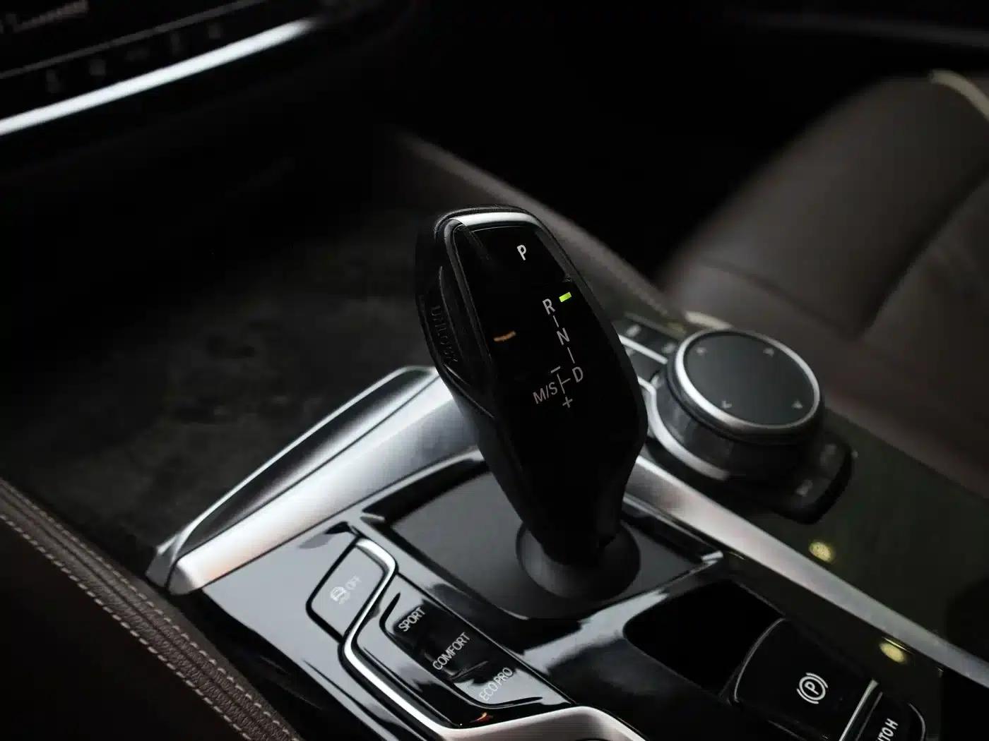 2022 BMW 5 Series Facelift 525Li Luxury Package — миниатюра 28