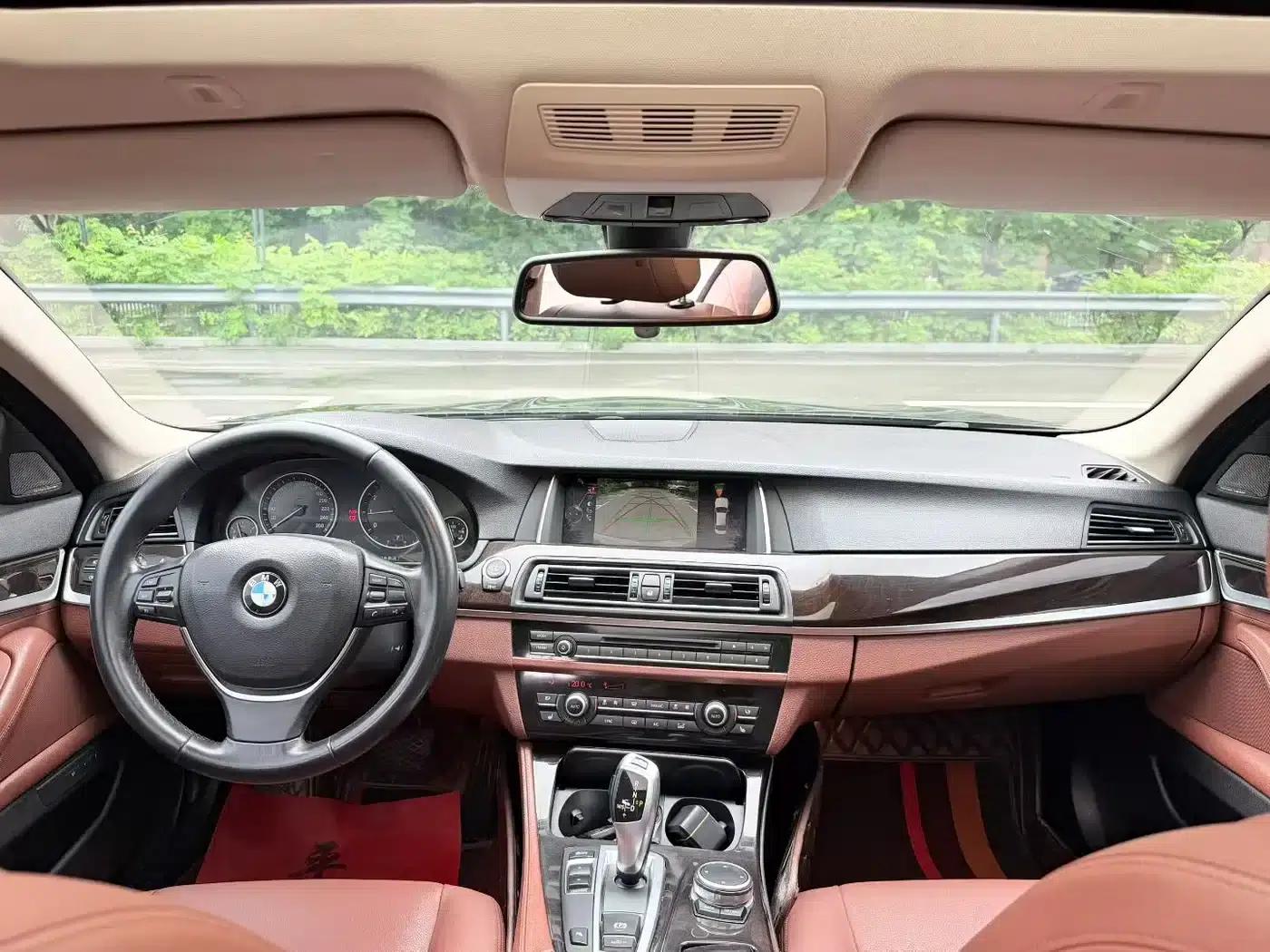2014 BMW 5 Series 528Li Leading Edition — миниатюра 6