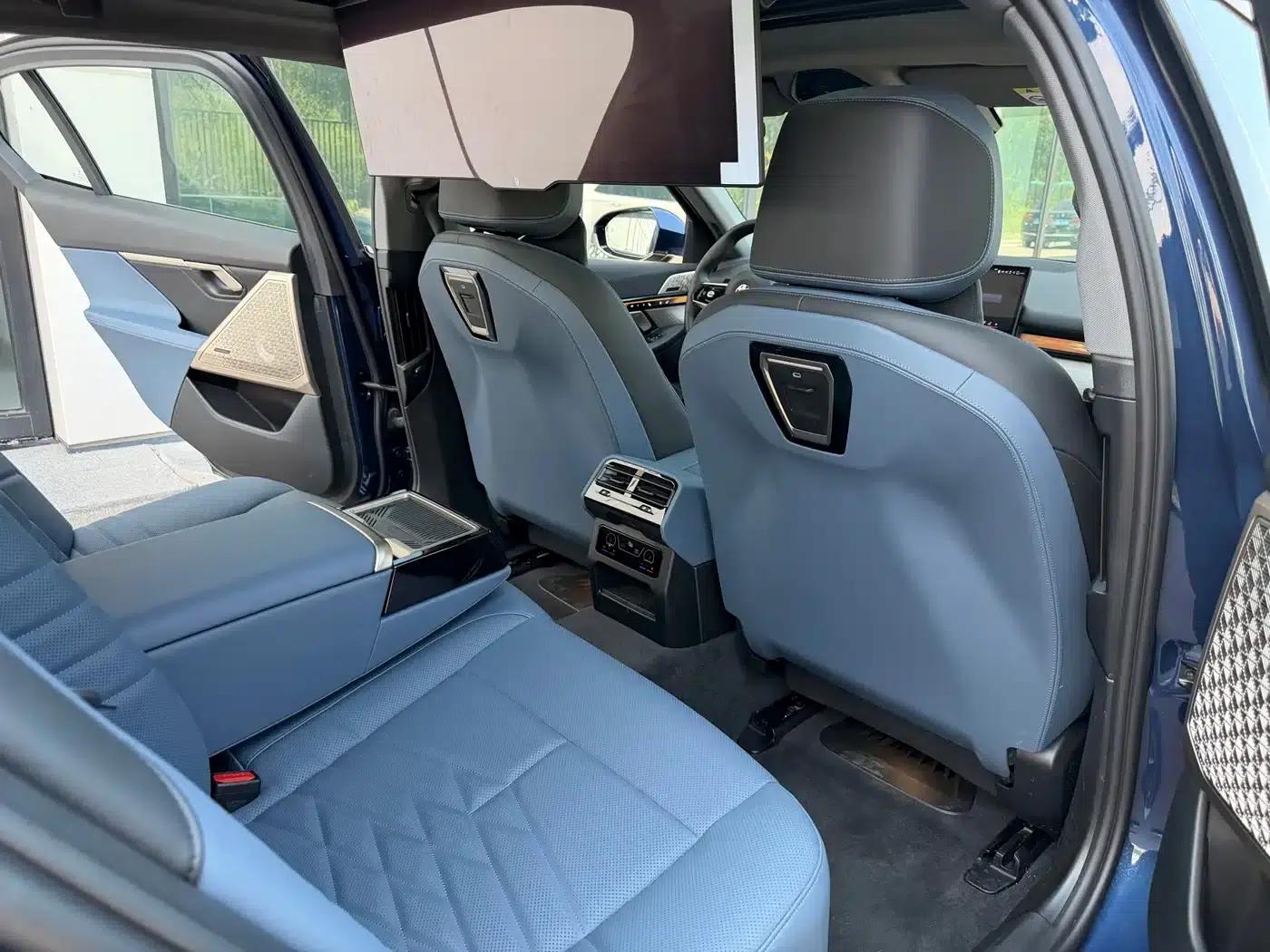 BMW 5 Series 2024 530Li Luxury Package — миниатюра 19