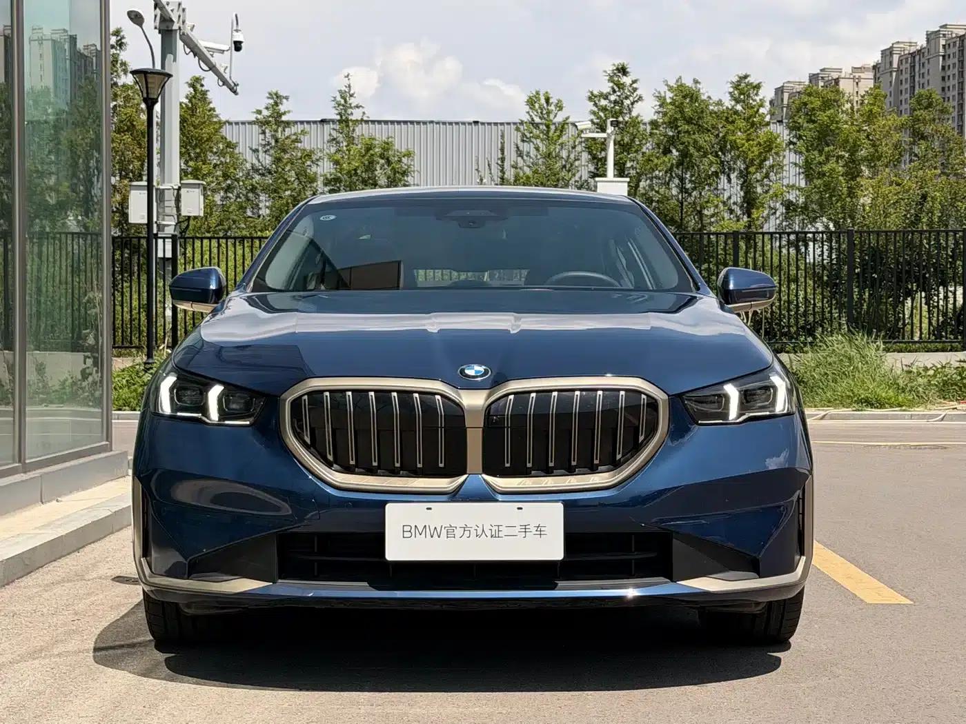 BMW 5 Series 2024 530Li Luxury Package — миниатюра 4