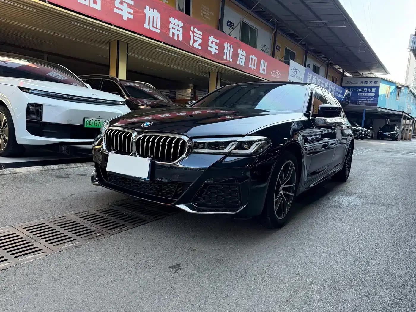 BMW 5 Series 2022 Facelift II 525Li M Sport Package — миниатюра 1