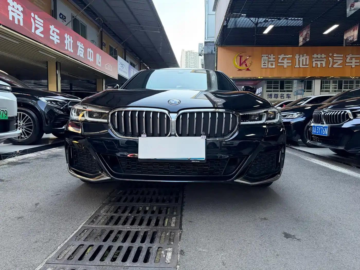 BMW 5 Series 2022 Facelift II 525Li M Sport Package — миниатюра 2