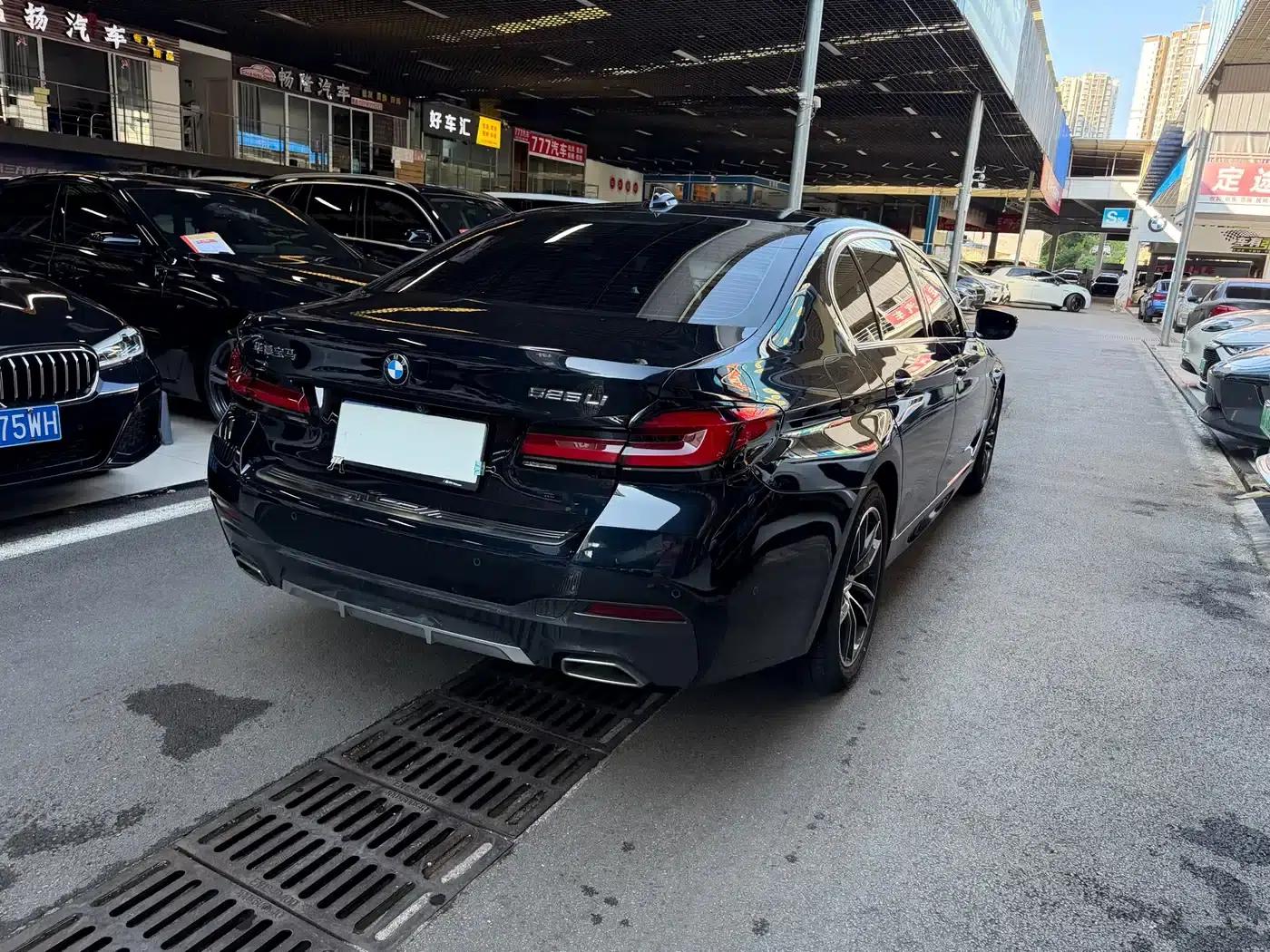 BMW 5 Series 2022 Facelift II 525Li M Sport Package — миниатюра 6