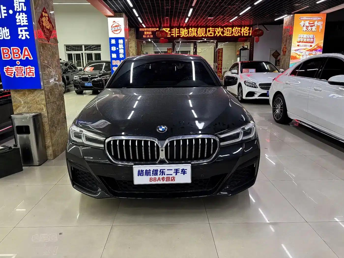 2022 BMW 5 Series Facelift 530Li Luxury M Sport Package — миниатюра 2