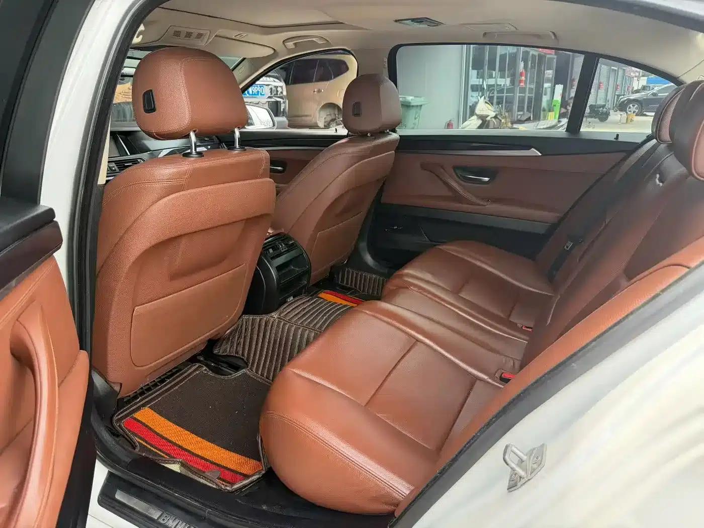 2014 BMW 5 Series 520Li Elegant Edition — миниатюра 5